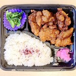 丸ノ内アオギリ弁当 - やみつき唐揚弁当(ブラック)　600円