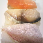 Kakinoha Sushi Hompo Tanaka - たい，さば，サーモン