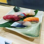 Senshin - お好み寿司 (一貫からご注文可能です)