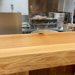 しんのすけ - 奥に炭焼台あります。