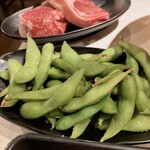 大衆ジンギスカン酒場 ラムちゃん - ゆっくり食べてる場合じゃない枝豆