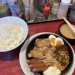 麺飯食堂 めしきんぐ - 