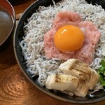 谷町 一味禅 - しらす贅沢丼