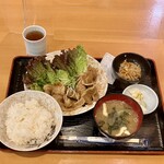 簸川 溜池山王店 - 豚生姜定食950円