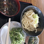 安藤製麺 - 肉汁うどん（大）＆春菊の天ぷら＆青菜のおひたし