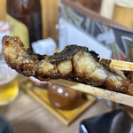 うなぎ魚徳 - 厚み結構身ある、皮目カリッと