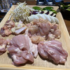 焼鳥 ろじ - 鳥焼肉の肉は部位ごとに分けられていますよ