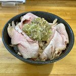 麺屋 しん蔵 - チャーシュー丼 300円