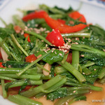 チャオサイゴン×パリバール - 空芯菜のガーリック炒め