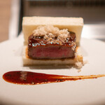 USHIGORO S. - シャトーブリアンとトリュフカツサンド