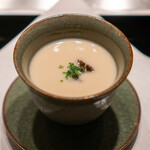 USHIGORO S. - ピュアホワイトの冷製ポタージュ