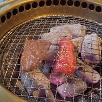 川崎名物 炭火焼肉 食道園 - 