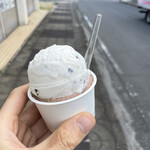 東屋 - チョコチップ+チョコレートのカップダブル　340円