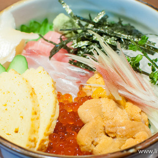 おいしい魚を食べさせる店 魚可津_0