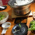 Shichirin Sumibiyakiniku Hi No Kuni - 