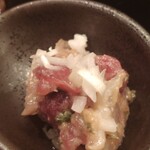 羽田市場 ギンザセブン - マグロとハマチの和え物〜