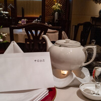 中国飯店 市ヶ谷店 - お茶をポットでいただくサービスが好きです