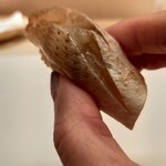 銀座 鮨 佑 - 春子(かすご)鯛