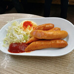 待夢 - ピリ辛チョリソー ¥250 一味かけ