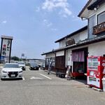 麺楽 - お店の外観