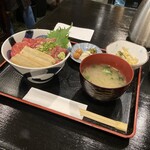 魚と旬の料理 まる - 