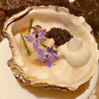 六花 - 乳酸発酵~Fermentation factique：島根 隠岐の島天然岩牡蠣夏輝 キャビア ココナッツ