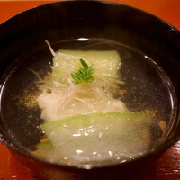 三宅輝 - 帆立の真薯 翡翠茄子 冬瓜のお椀
