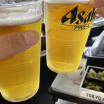 東京ドーム プレミアム ラウンジ - まずは、ビュッフェとは別料金になるのですがビール（アサヒ）800円で♪(*^^)o∀*∀o(^^*)♪