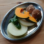 カウベル - 野菜盛　374円