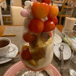 Cafe T - 佐藤錦のパフェ