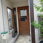 海鮮めし屋 磯人 - 一軒家レストランですね