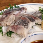 多可能 - 〆あじ 638円