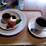 カフェ マガタ - 曲田プリン＆珈琲セット