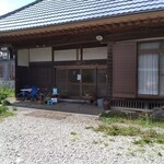 カフェ マガタ - 入り口