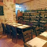 ピヨピッツァ - 店内。