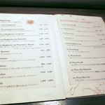 ピヨピッツァ - メニュー　トマトソースベースのピザ。