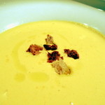 ピヨピッツァ - クリームの濃厚な味わいと人参の風味が良かったです。