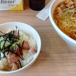 麺処 海日和 - ミニチャシュー丼