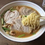 お食事処 やちよ - 麺リフト！
