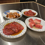 Taishuu Yakiniku Horumon Nikusawa - 