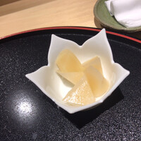 鮨 稲穂 - 「ガリ」。