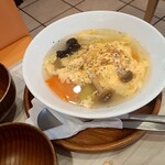 うしすけ - ふわふわ玉子のスープ　748円
