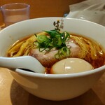 Raxamenhayashida - 醤油らぁ麺 850円、特製トッピング(無料クーポン券)