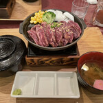 とろけるハンバーグ 福よし 淵野辺店 - 