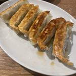 金の餃子酒場 - 