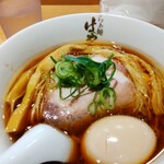 Raxamenhayashida - 醤油らぁ麺 850円、特製トッピング(無料クーポン券)
