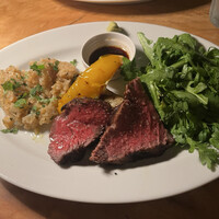 カルネジーオ イースト - 