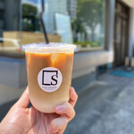 SIDE COFFEE - ・オーツミルクラテ Iced 600円/税込
                        ・追加ショット 50円/税込