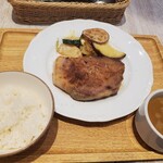 オイスターファーム 牡蠣＆ワイン食堂 - 