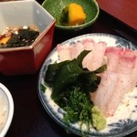 ランチ鯛飯定食１０００円（鯛８切れ）